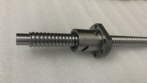 蜜桃APP污滚珠丝杠润滑油脂