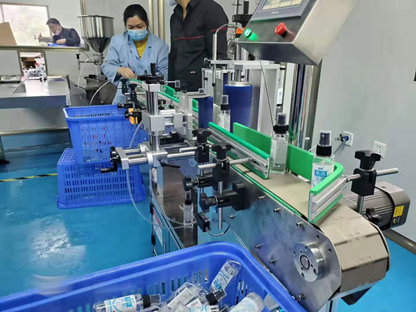 装备直线蜜桃视频在线观看视频的生产线也在助力前线医护人员