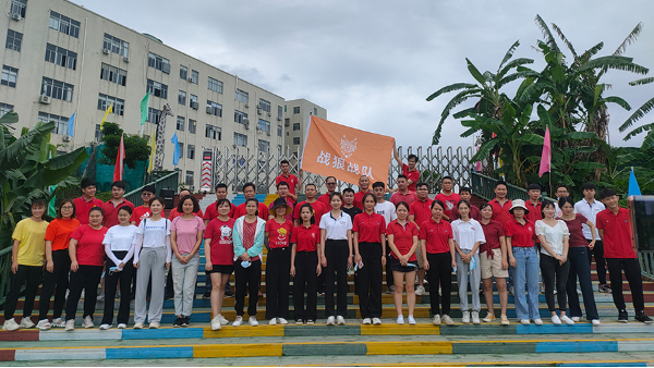 一个销售上银直线蜜桃视频在线观看视频的小女孩，跟您分享一点新鲜事